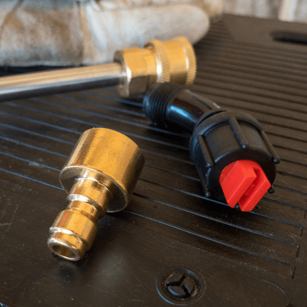 Adaptateur TeeJet FlowZone | Connexion Rapide + Buse 110° Inclus | L'exterminateur en ligne